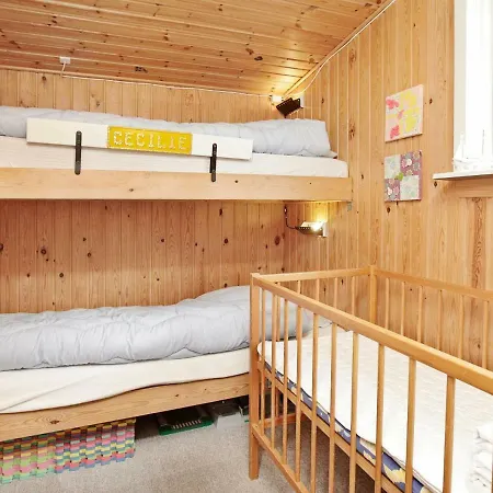 בית נופש Three-bedroom Holiday In 29