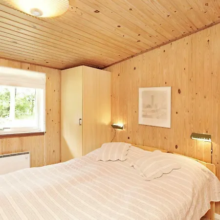Three-bedroom Holiday In 29 בית נופש Oksbøl