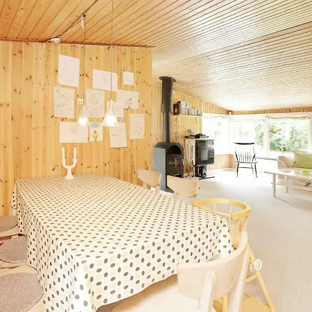בית נופש Three-bedroom Holiday In 29 *